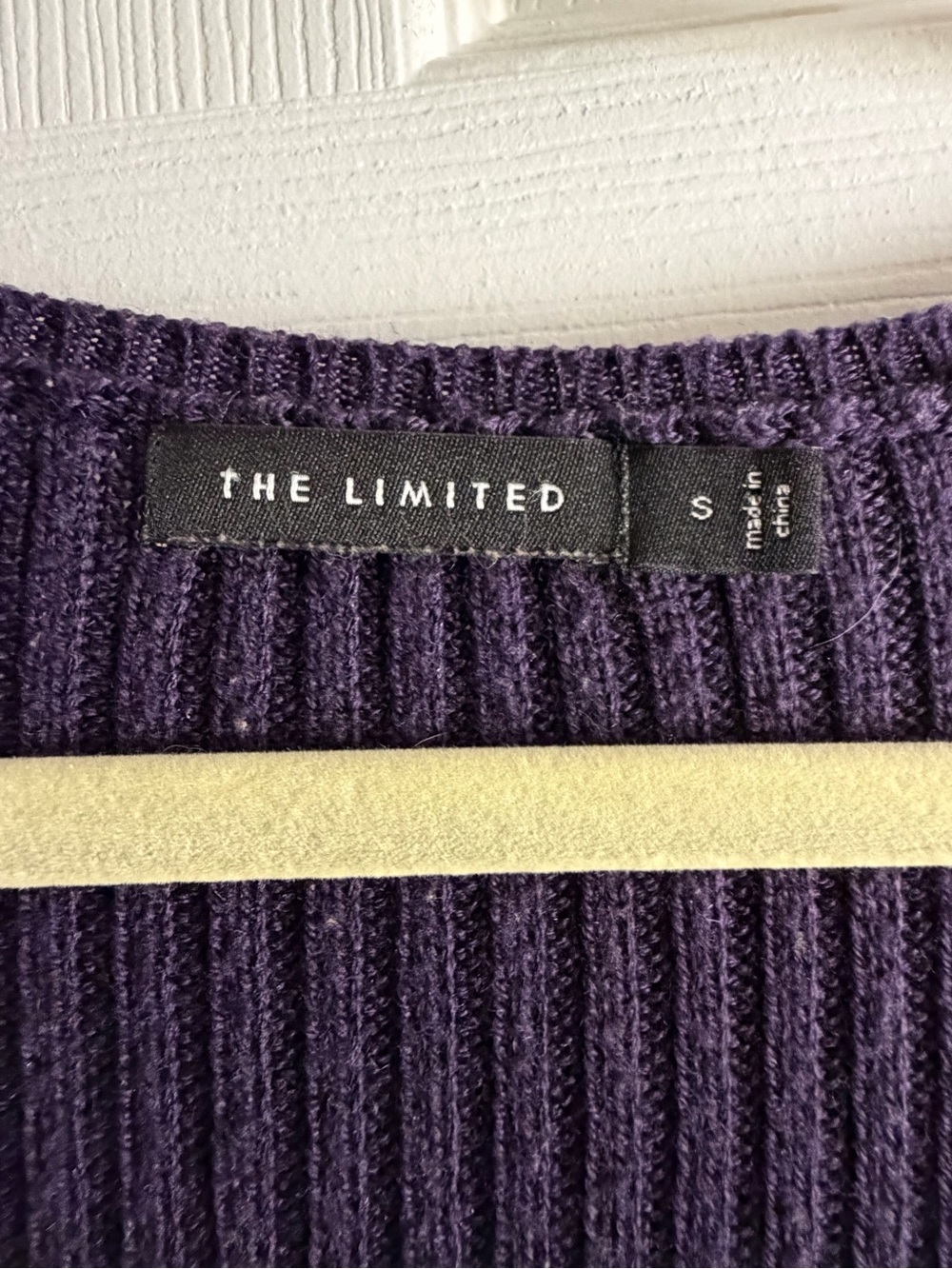 Vintage The Limited Dark Purple Wool V-neck Sweater - Women's Small - Picture 4 of 11